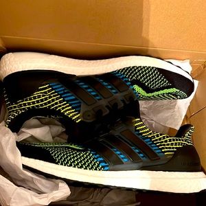 UltraBoost 5.0 DNA Size 12